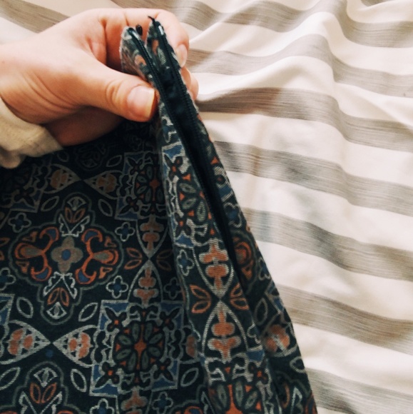 Urban Outfitters Skirt - Picture 3 of 5